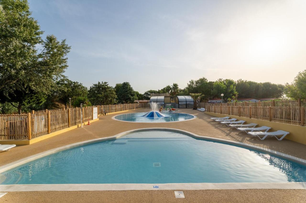 Готель Camping Beau Rivage Мез Екстер'єр фото